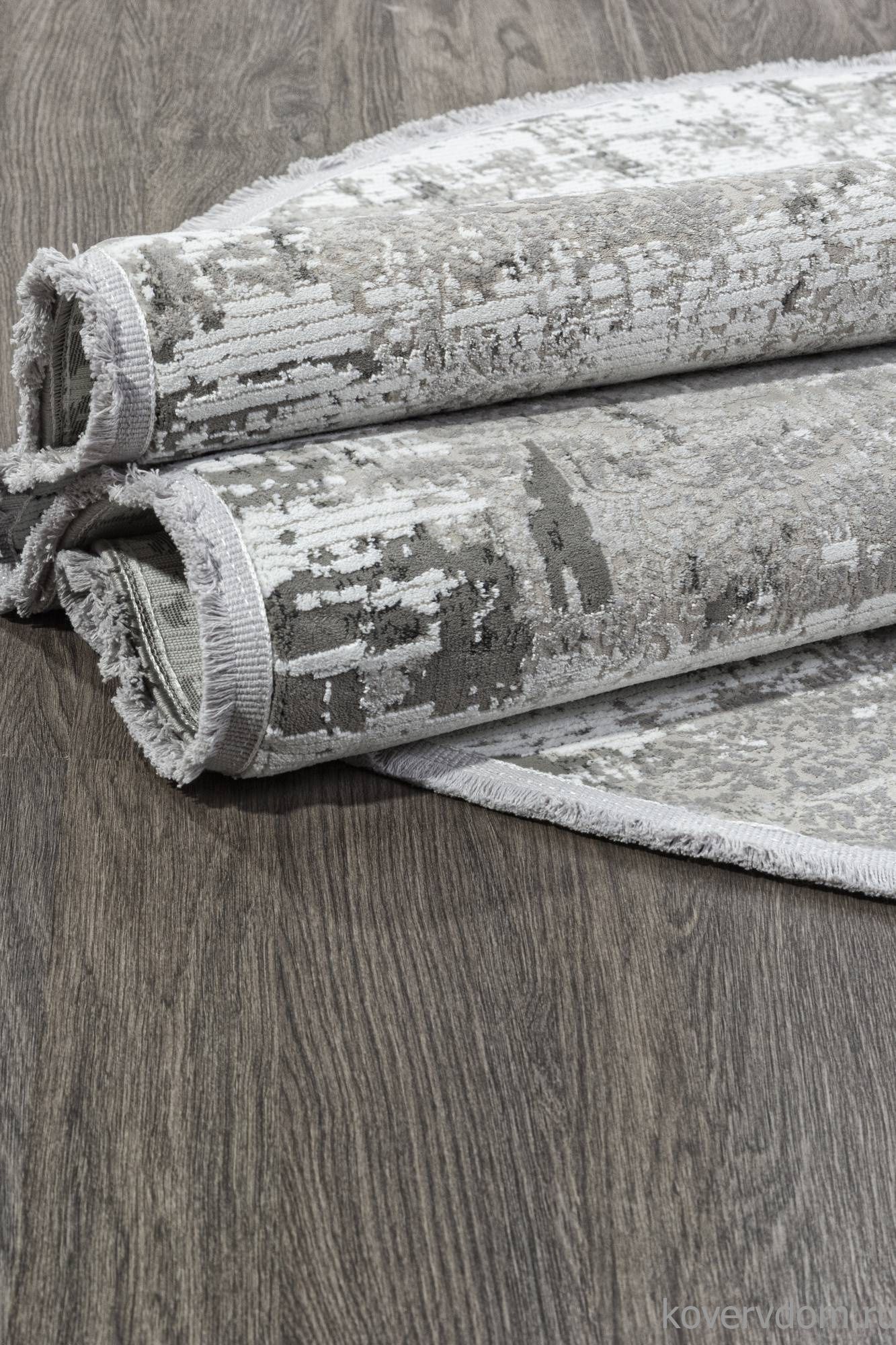 Ковер LORENZO D649BC BEIGE / CREAM Овал Ковер LORENZO D649BC BEIGE / CREAM Овал