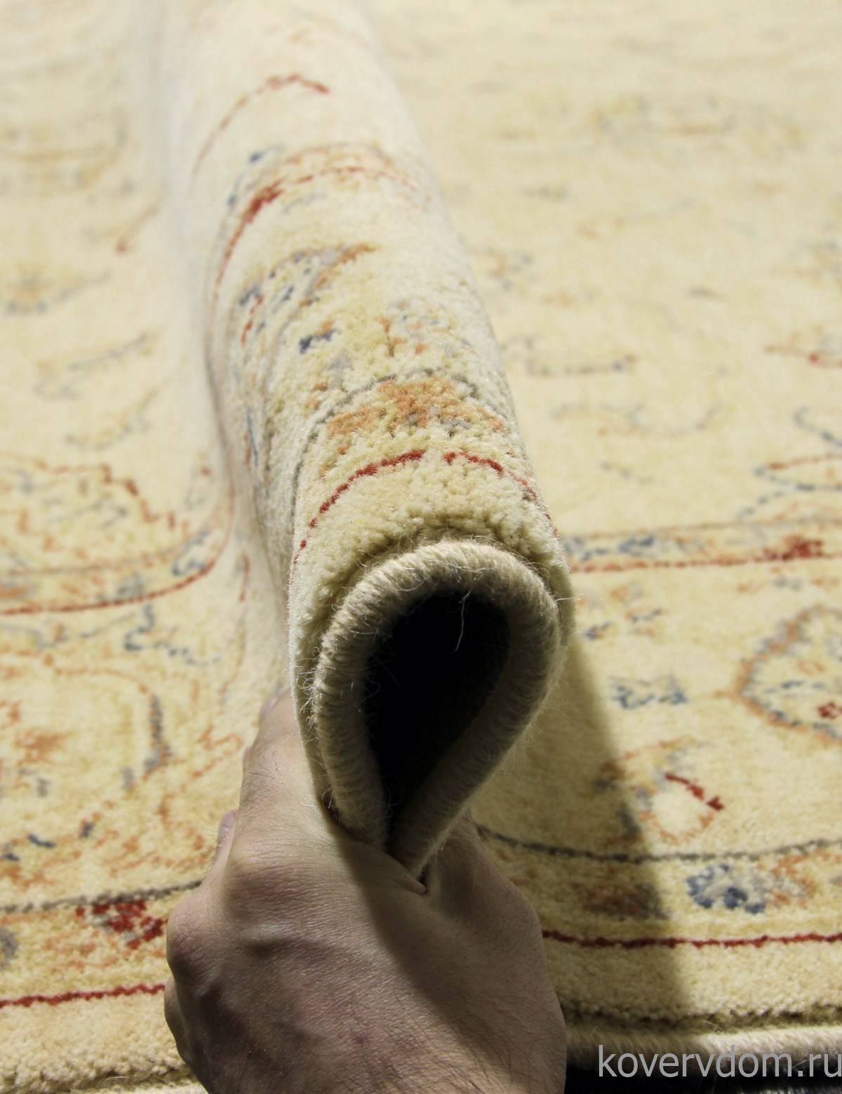 Ковер DJOBIE 45-22 101 V Ковер DJOBIE 45-22 101 V