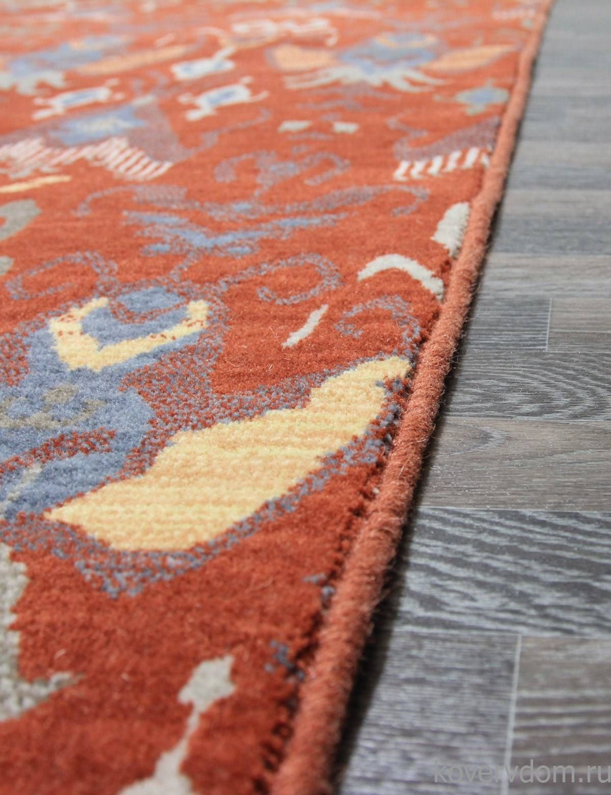 Ковер DJOBIE 45-60 300 V Ковер DJOBIE 45-60 300 V